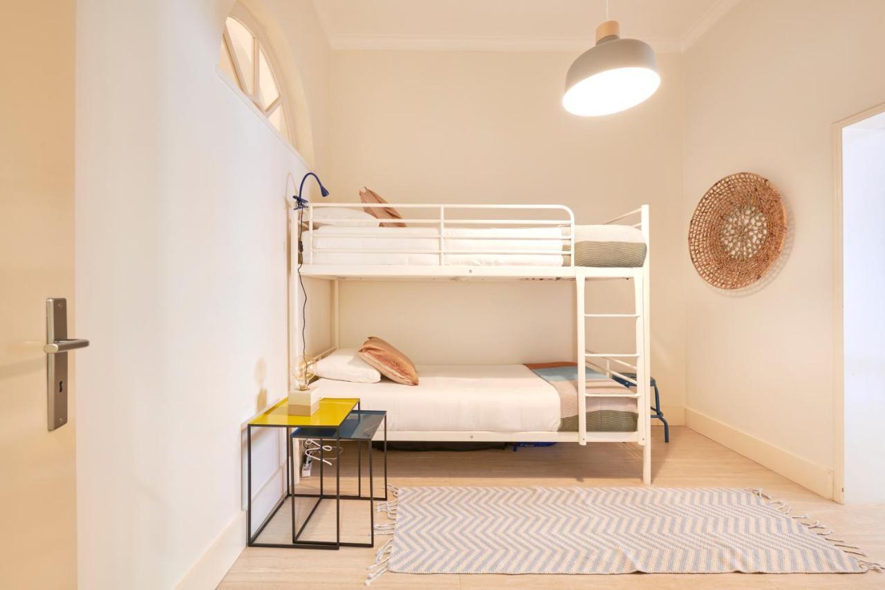 Charming 3Br Apt W/ Patio, By Timecooler Лісабон Екстер'єр фото